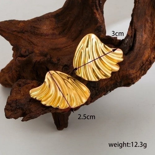 Stainless Steel Sea Shell Earrings in 18K Gold Plate