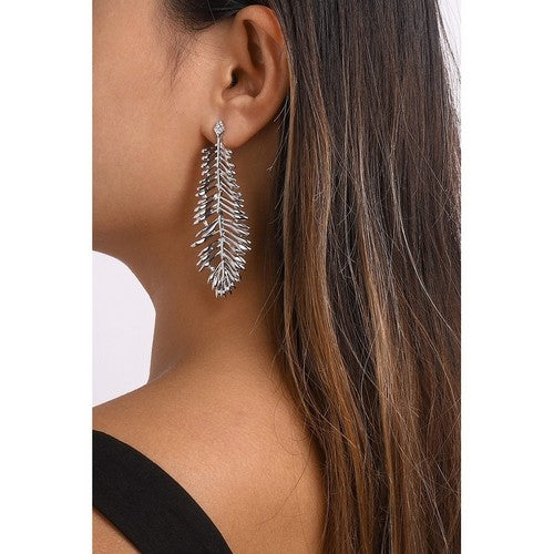 E10414 Leaf Long Drop Earrings in Silver