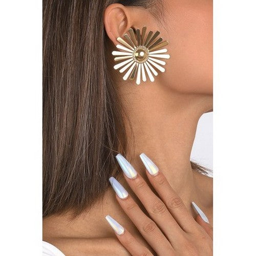 Exaggerated Sunflower Earrings in Gold