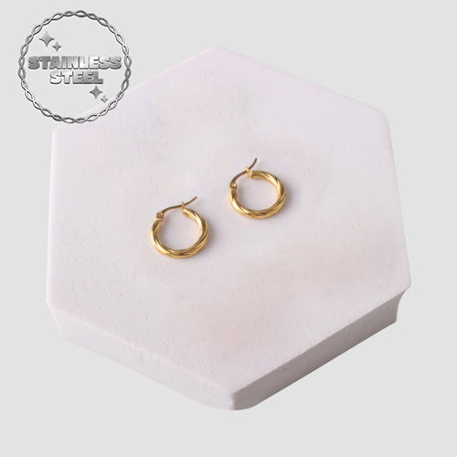 Stainless Steel Leverback Twist Hoop Earrings in Gold