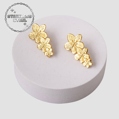 Stainless Steel Graduating Plumeria Flower Earring in Gold