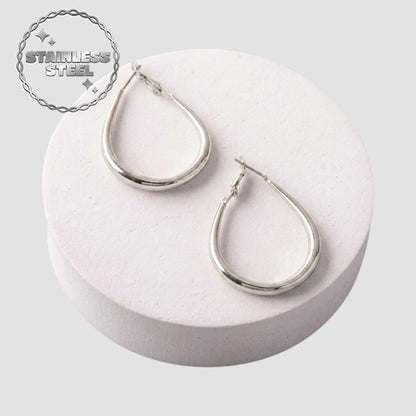 Stainless Steel Tube Teardrop Hoop Earring in Silver