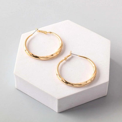 ER40010GS Stainless Steel Post Hypo Allergenic Box Twist Hoop Earring in Gold