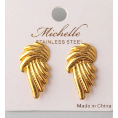 Stainless Steel Ribbed Wings Earring in Gold