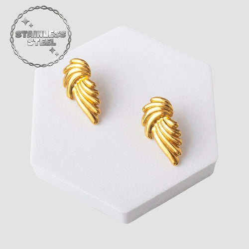 Stainless Steel Ribbed Wings Earring in Gold