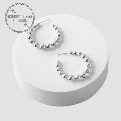 Stainless Steel Graduated Bead Open Hoop Earring in Silver