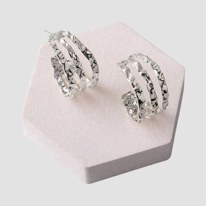 ER37375GS Hammered Wavy Triple Band Hoop Earring in Silver