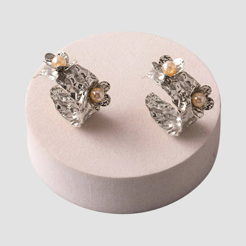 Hammered Pearl Flower Cast Hoop Earring in Silver