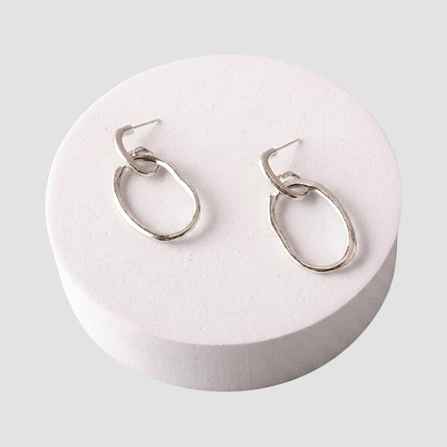 ER39371GS Sculpted Ring Drop Earring in Silver
