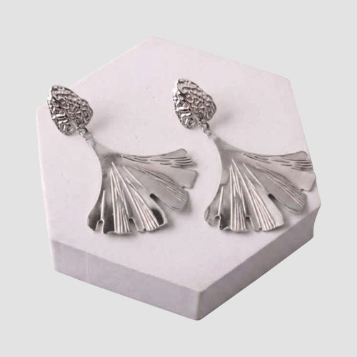 ER39832GS Textured Palm Leaf Fan Drop Earring in Silver