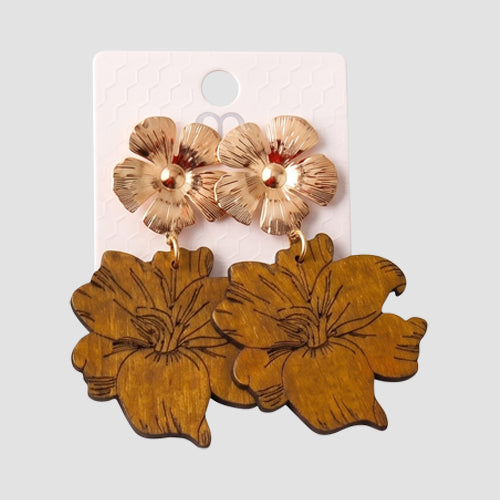 ER39977 Etched Tropical Flower Wood Drop Earring in Mid Brown