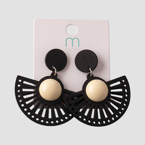 ER39989 Wood Ethnic Fan Circle Drop Earring in White/Black