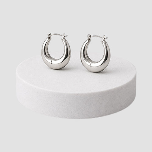 Pointed Chunky Huggie Earring in Silver