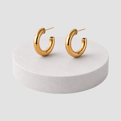 Edge Flat Hoop Earrings in Gold