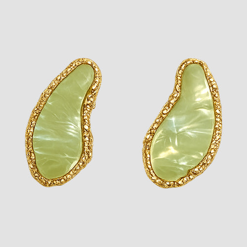 Gold Frame Organic Shape Stone Earrings in Green