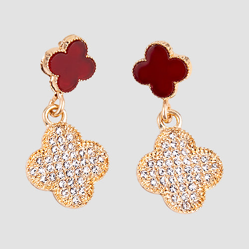 Quatrefoil Link Rhinestone Drop Earrings in Gold/Red