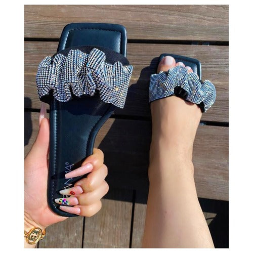 Diamond Ruffle Slides