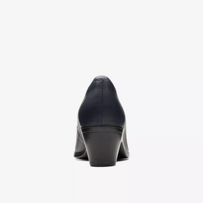 Clarks Original Emily2 Ruby in Navy Leather