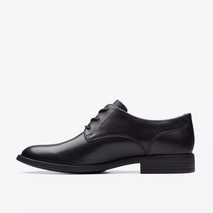 Clarks Original Camzin Iris in Black Leather
