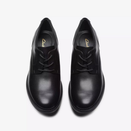 Clarks Original Camzin Iris in Black Leather