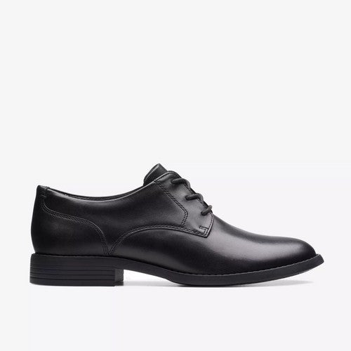 Clarks Original Camzin Iris in Black Leather