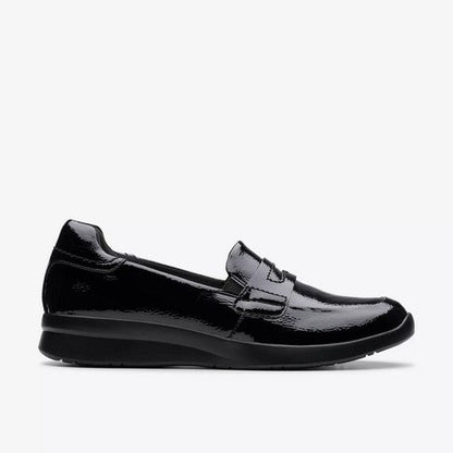 Clarks Original Ellowyn Penny in Black Crinkle Patent Leather