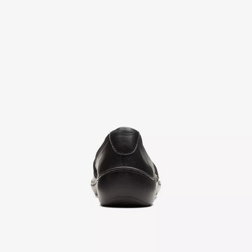 Clarks Original Wide-Fit Cora Charm in Black Leather