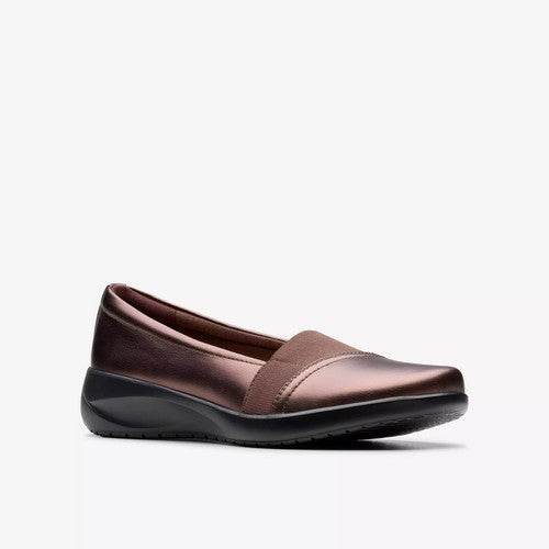 Clarks Original Kaetlyn Rhea in Bronze Metallic Leather