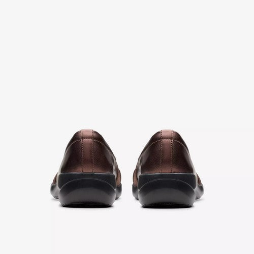 Clarks Original Kaetlyn Rhea in Bronze Metallic Leather