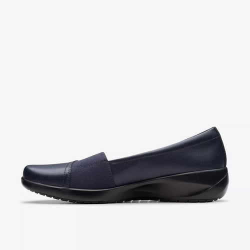 Clarks Original Kaetlyn Rhea in Navy Leather