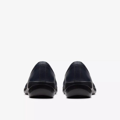 Clarks Original Kaetlyn Rhea in Navy Leather