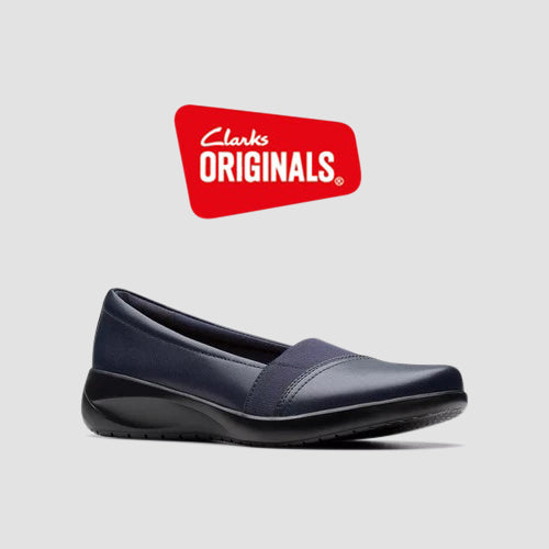 Clarks Original Kaetlyn Rhea in Navy Leather