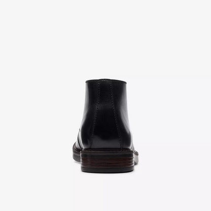 Clarks Original Paulson Mid in Black Leather