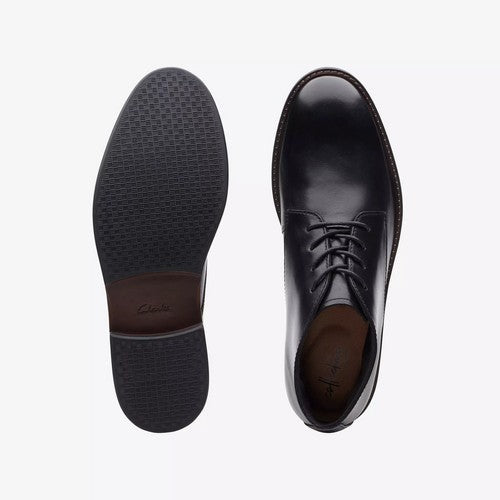 Clarks Original Paulson Mid in Black Leather