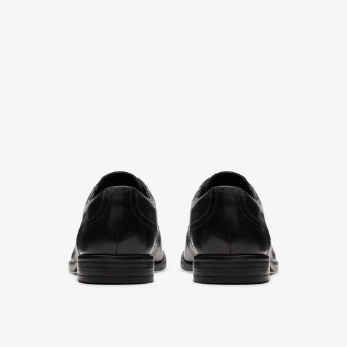 Clarks Original Brandon Lace in Black Leather