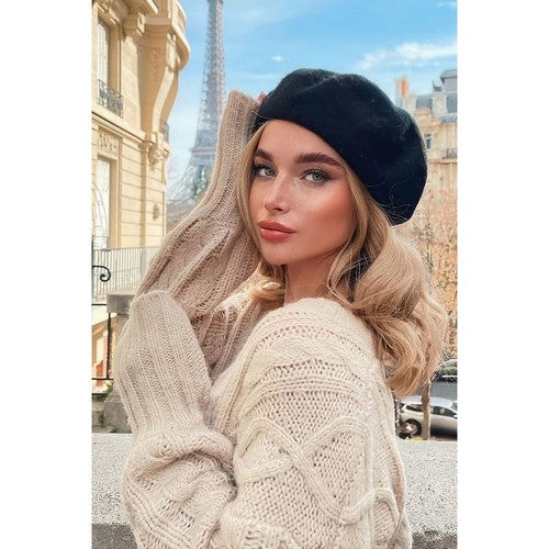 Wool Beret Hat in Black