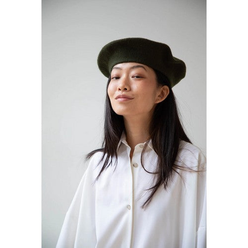 Wool Beret Hat in Olive Green