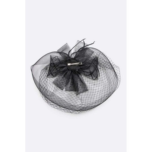 Oversize Veil Clip-On Fascinator in Black