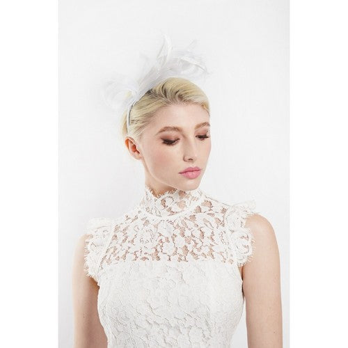 HTH2273 Feather Lap Fascinator in White