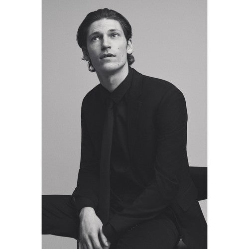 GU Slim Fit Soft 2-Button Jacket in Black