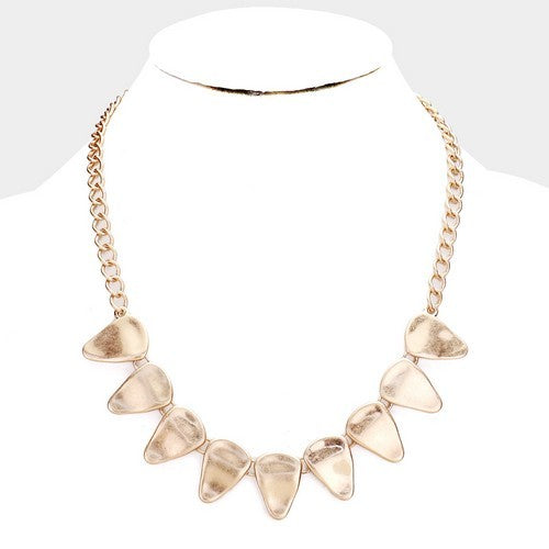 IN1443Triangle Pendant Chain Gold