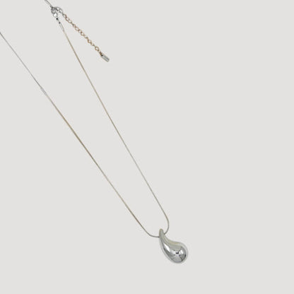 SSN 408R Lux Lux Stainless Steel Waterdrop Neckl in Silver