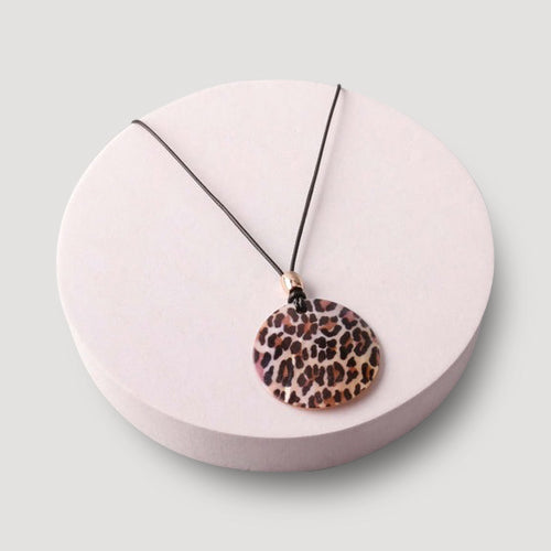 Cheetah Print Sea Shell Plate Cord Necklace in Brown