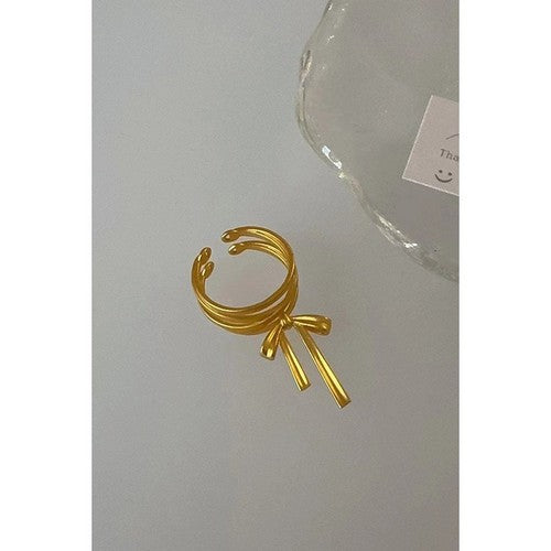 Bow Ribbon Ring in Gold