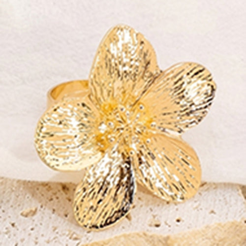 Flower Statement Ring in Gold