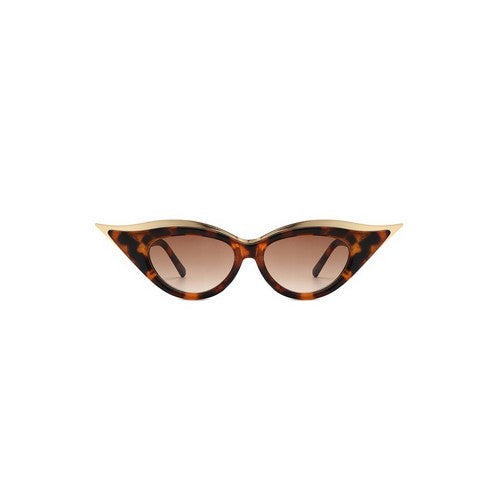 Edge Trim Cat Eye Shades in Tortoiseshell