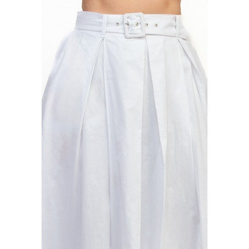 Belted Pleated Balloon Skirt in Off White