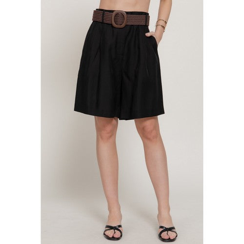 P15232 Lightweight Bermuda Shorts in Black