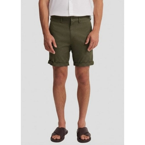 New Look Slim Fit Turn-Up Chino Shorts in Olive