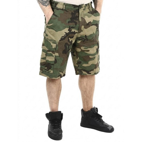 JP Washed Cotton Renegade Cargo 3/4 Shorts in Green Camo